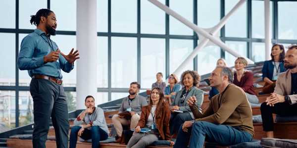 6 Leadership Styles Every Leader Should Know (And Find Yours)